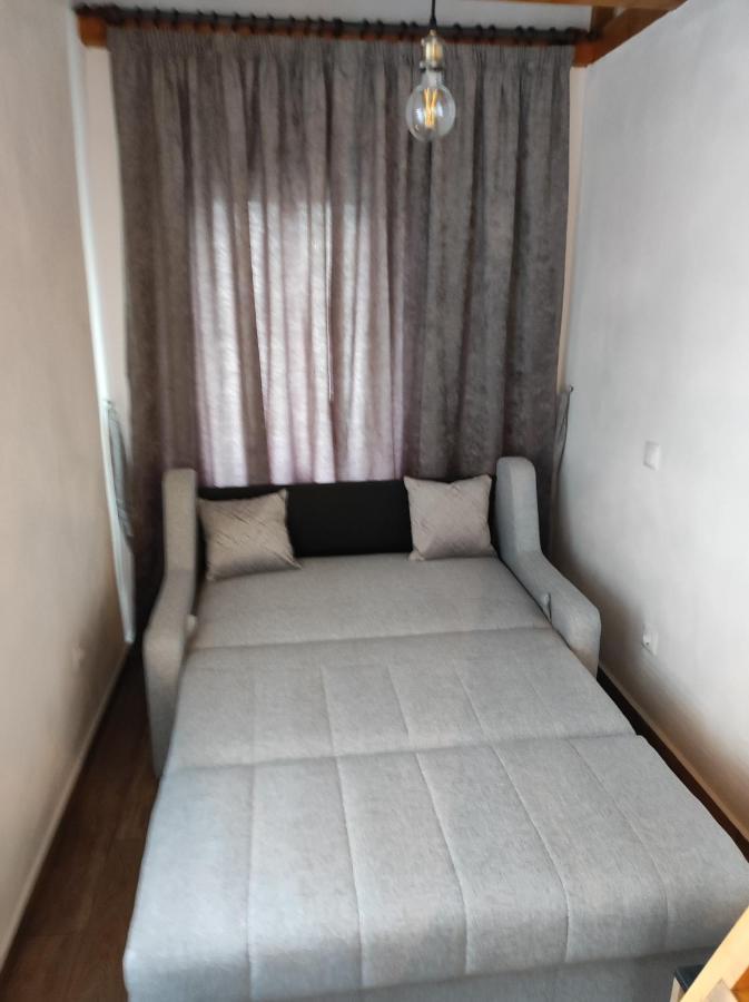 The Little White House Apartment Sibiu Exterior photo